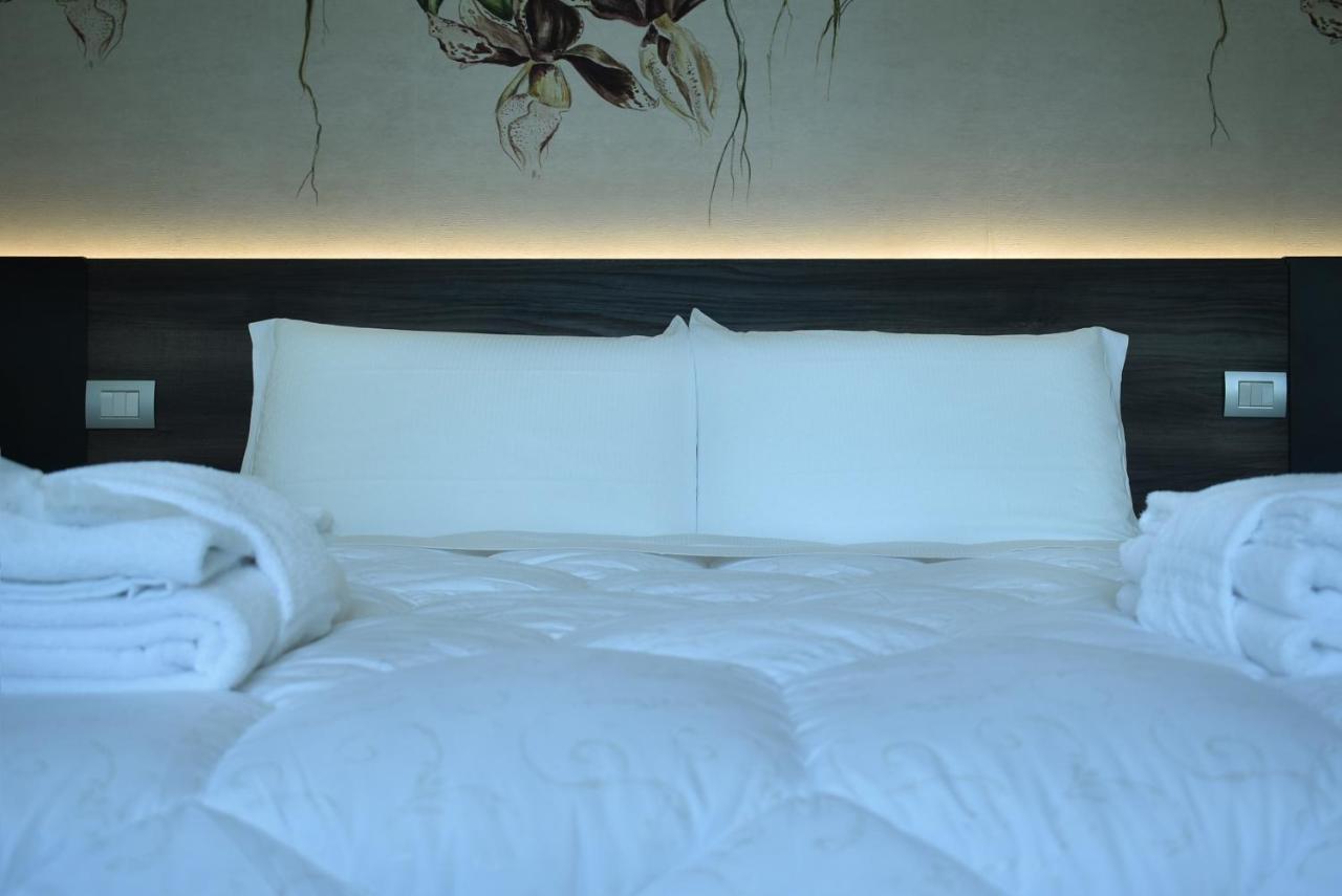 Royal Garden Luxury Rooms Padoue Extérieur photo